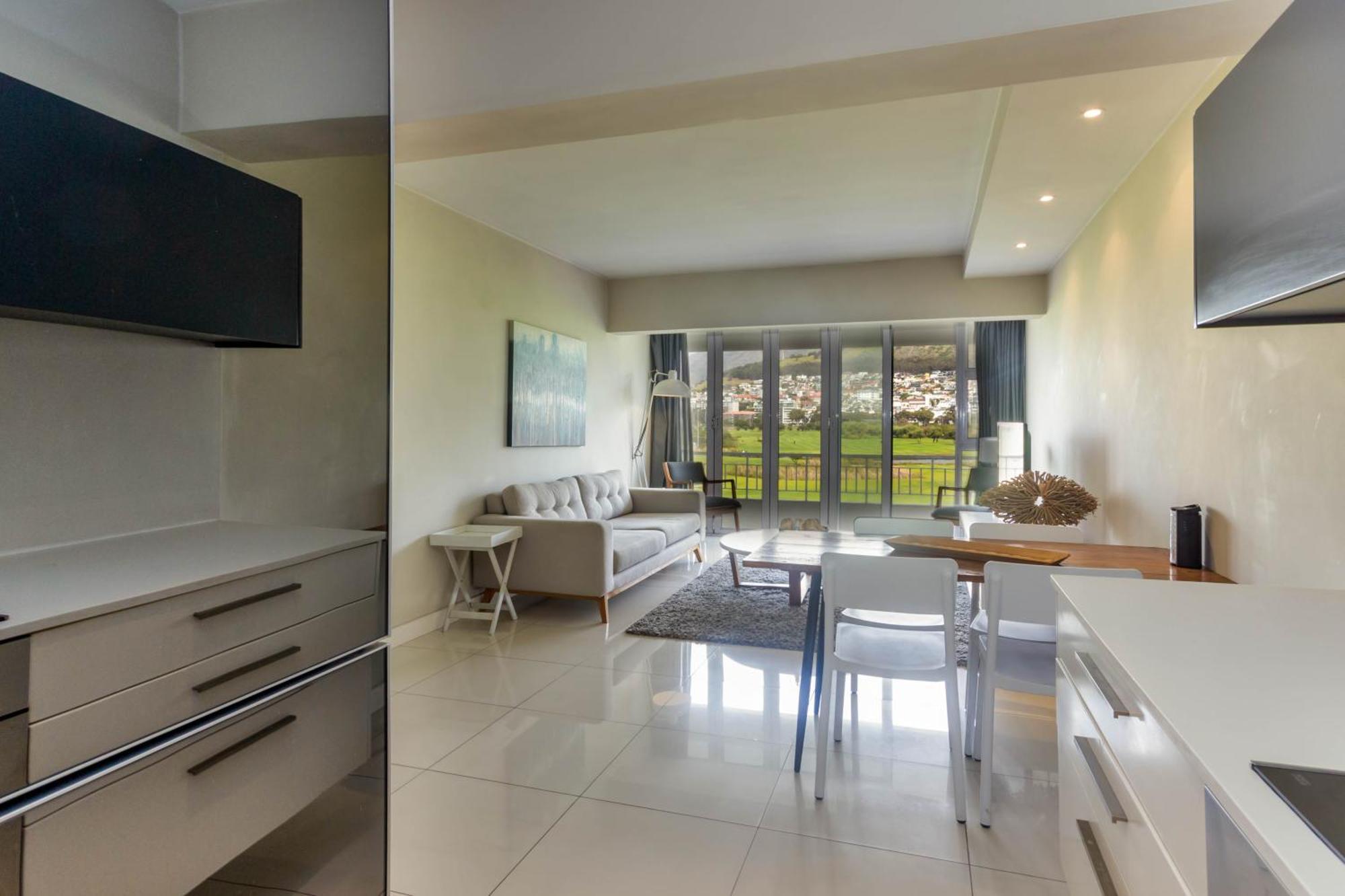 Apartment Mouille Point Cape Town