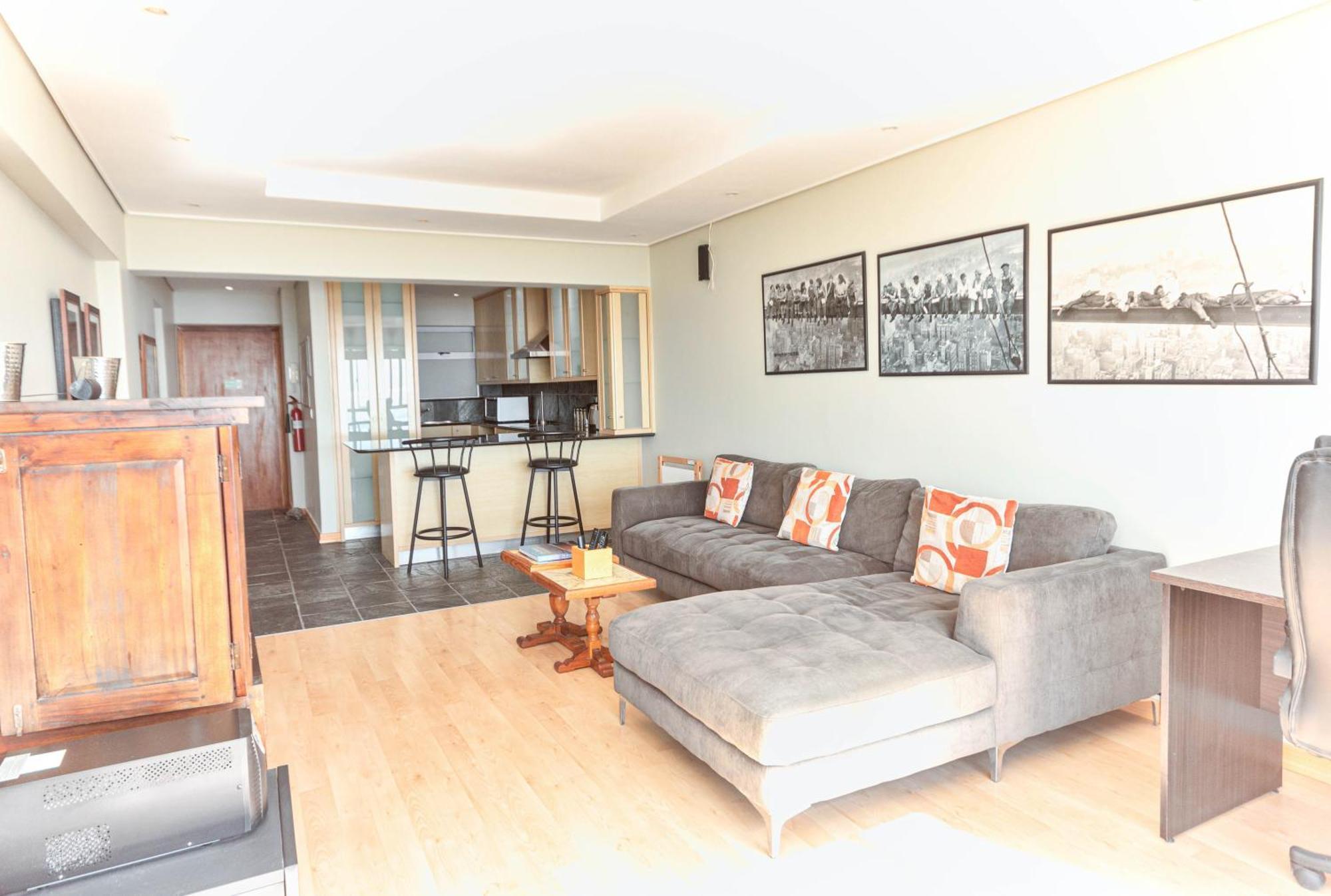 Mouille Point Apartment