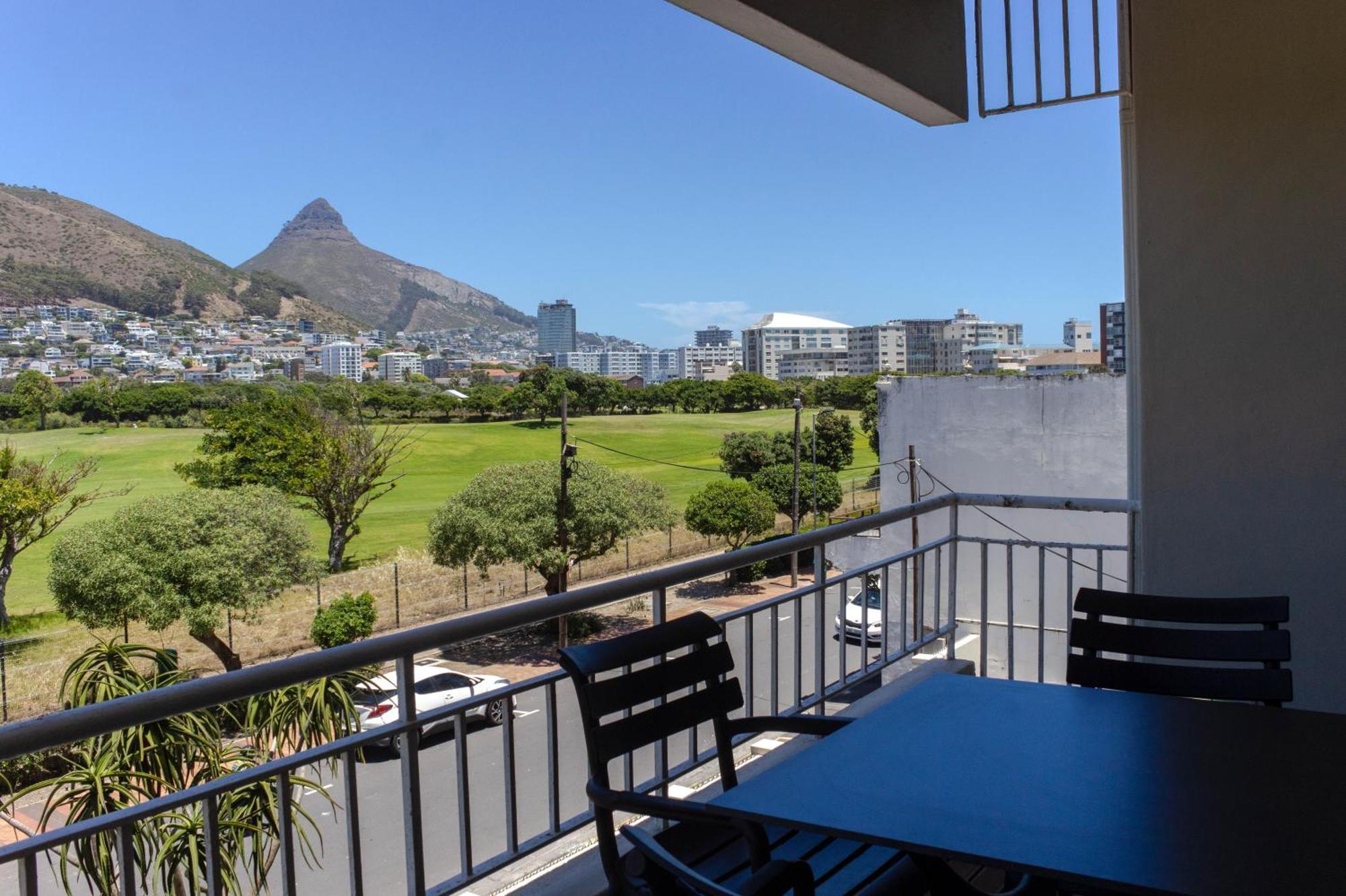 Mouille Point Apartment